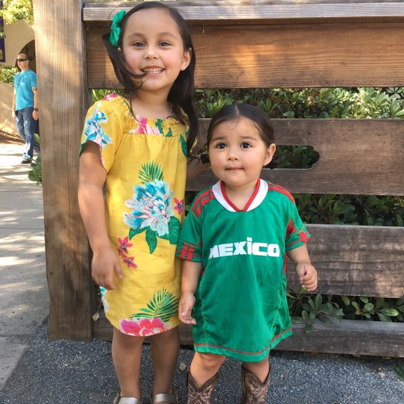 Meet your Posher, Eli - Picture 1 of 7